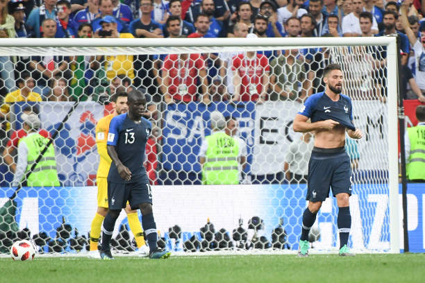 球迷们开始 球迷们开始