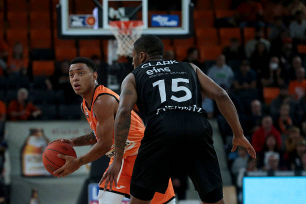 给对手的防 给对手的防